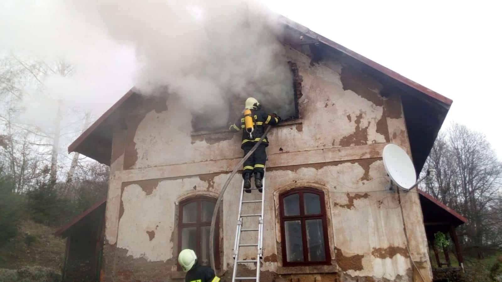 požár rodinného domu Držkov