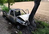 Pohled na zničeného vozidlo zepředu