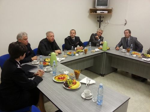 Ministr Chovanec na návštěvě u jindřichohradeckých hasičů