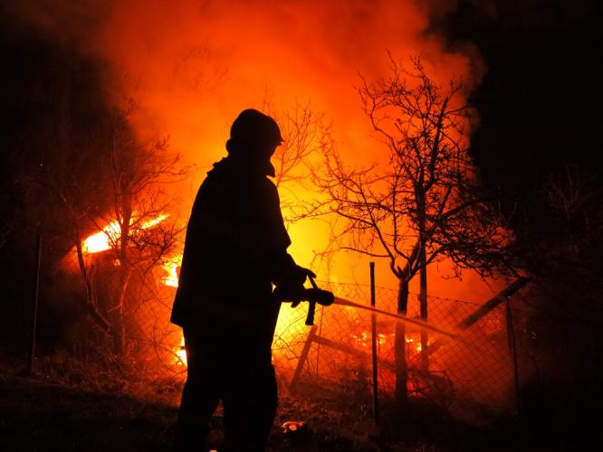 Požár chatky v Brně Jundrově