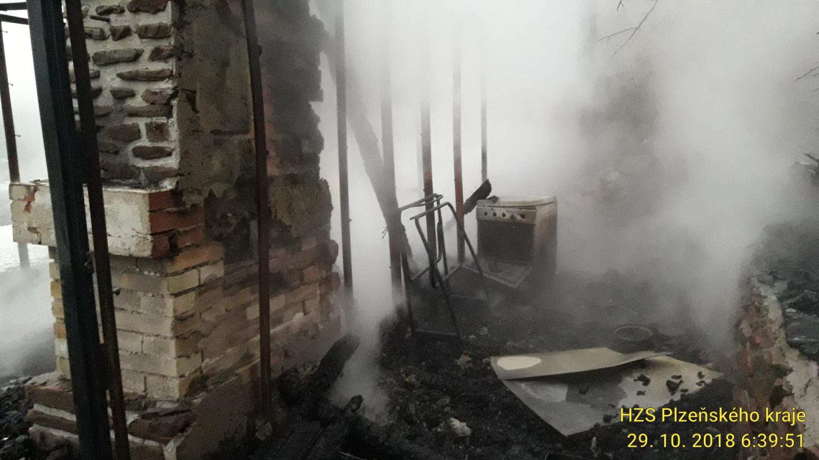 29_10_2018 požár chaty Chudenín (1).jpg