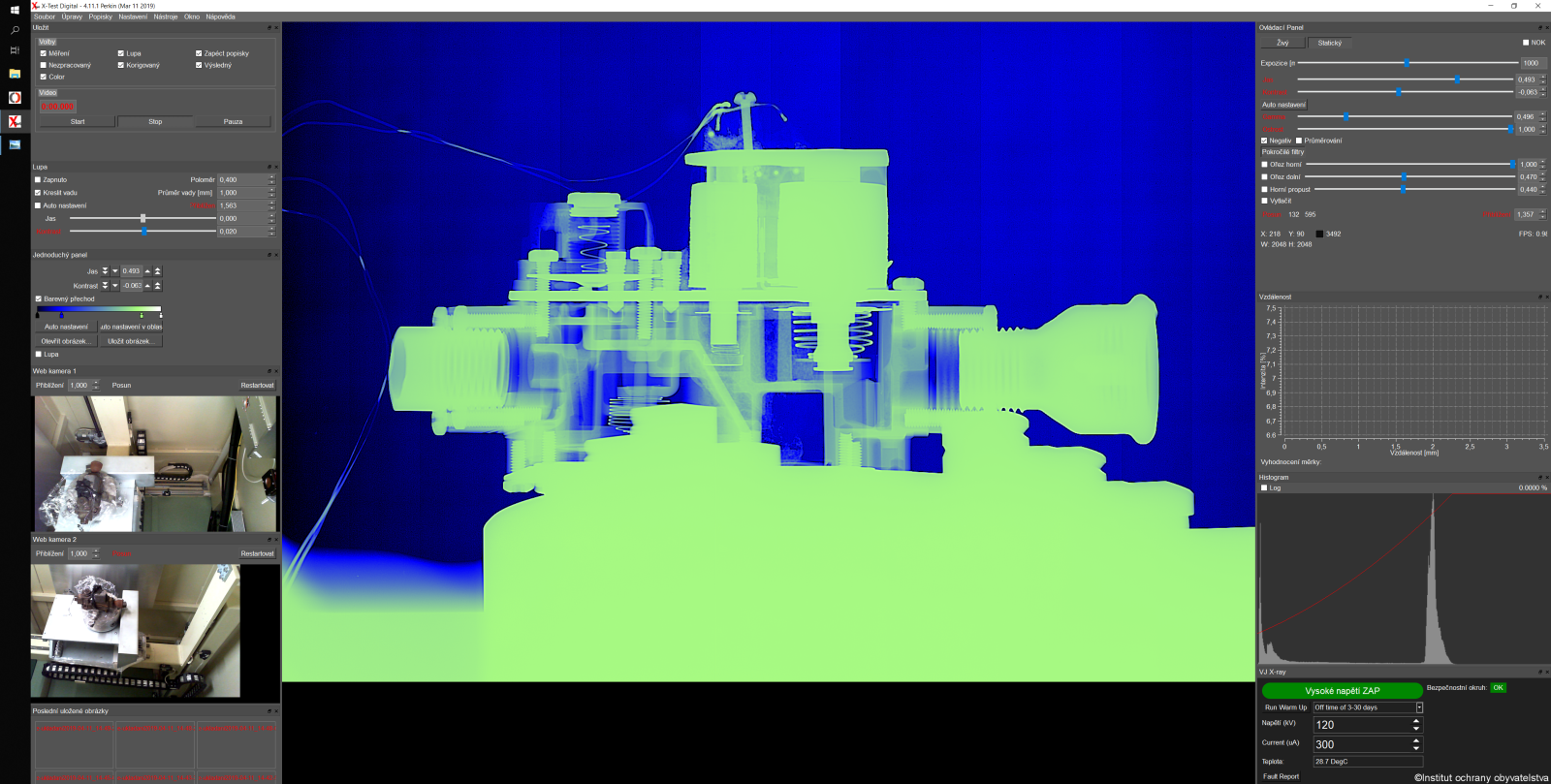 Obr. 3 Zobrazení vzoku na monitoru během zpracování dat z detektoru