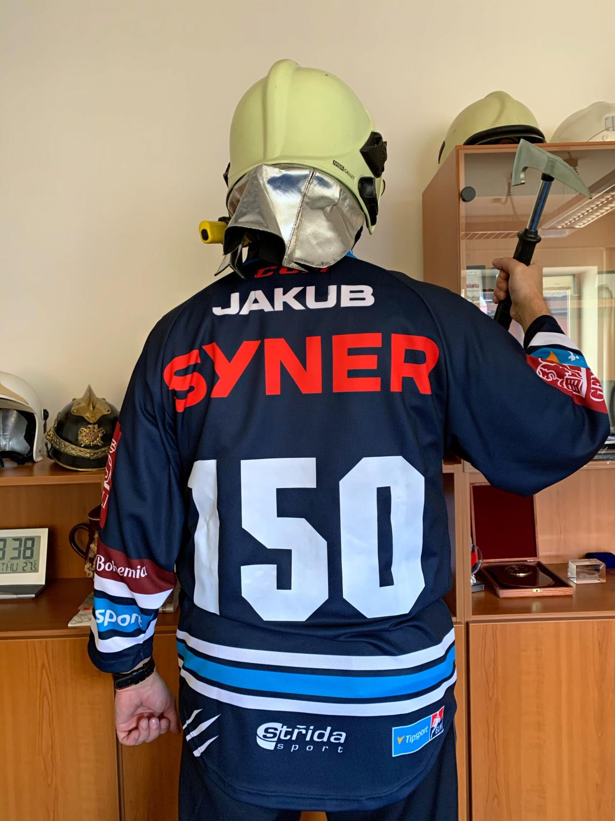 hokejový dres s číslem 150