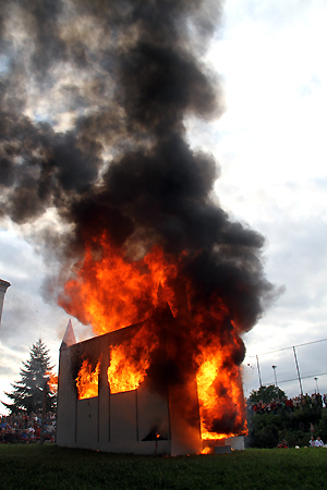 Pelhřimovské krematorium v ohni