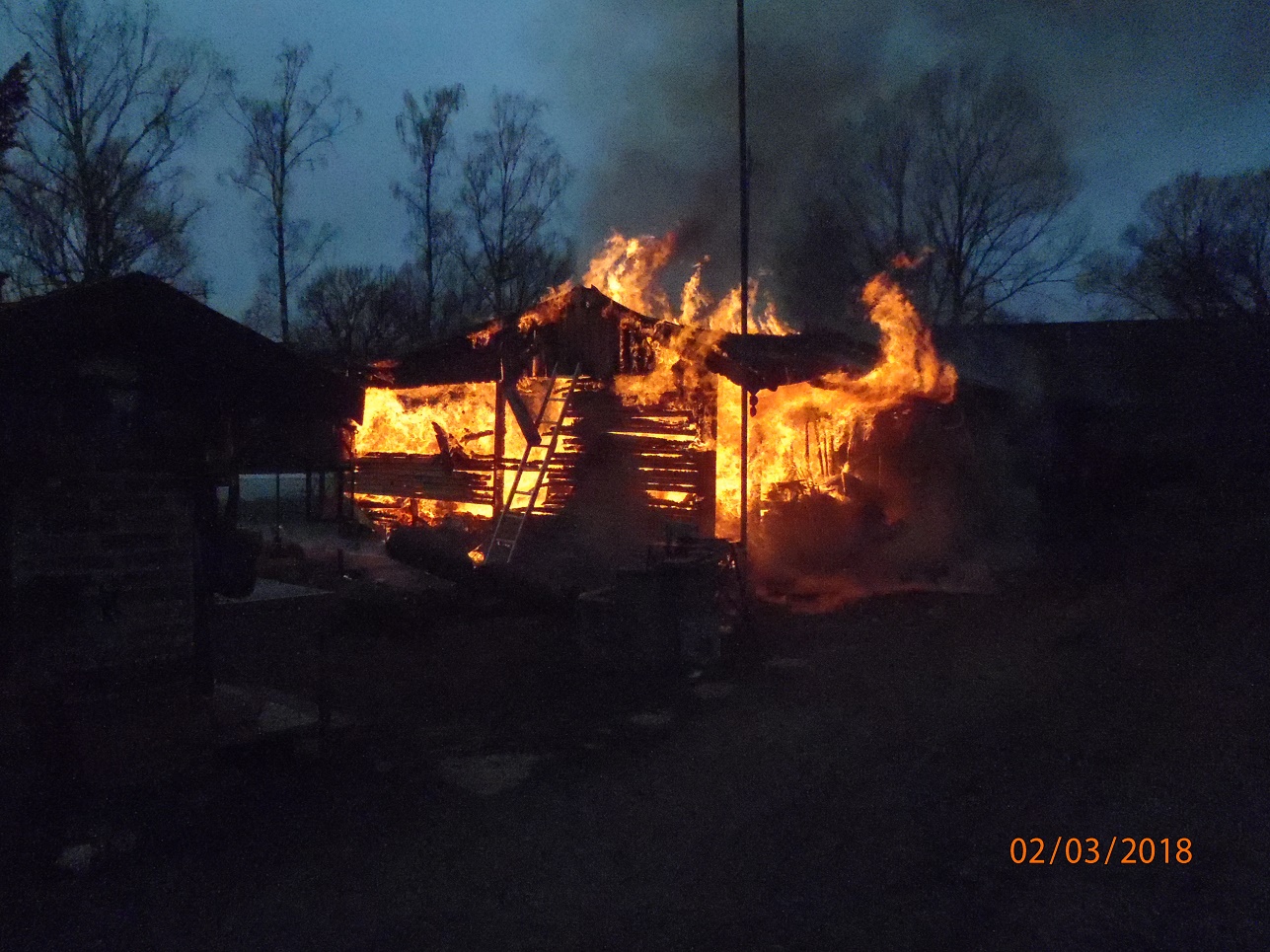 2_3_2018 požár chaty Brod nad Tichou (1).JPG