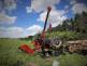 059 - převrácený traktor na poli u Olešky červenec
