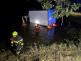 152-Vozidlo sjeté po střetu se zvěří do Mlýnského rybníka v obci Sluštice nedaleko Prahy