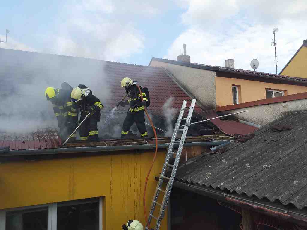 Požár střechy RD_18.jpg