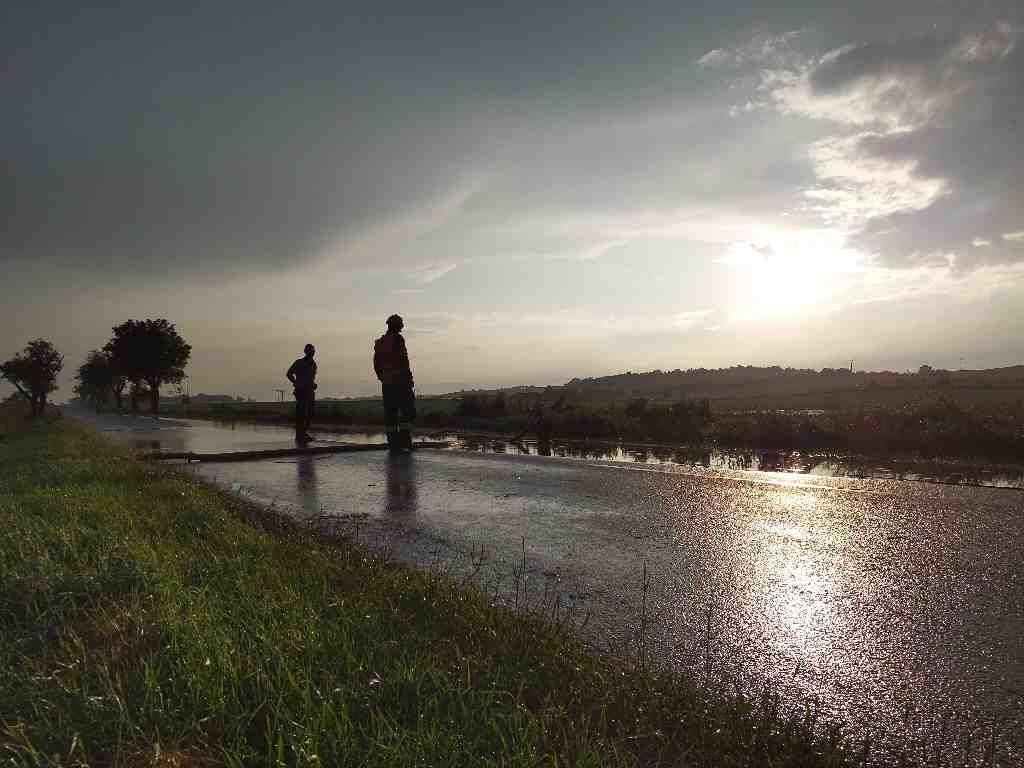 2023-06-07 zaplavená silnice II-414 u Drnholce (4).jpg